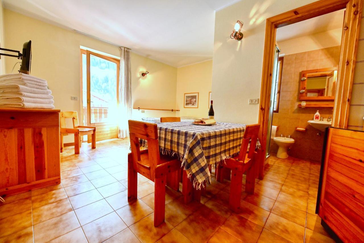 Residence Raethia Tra Bormio E Livigno Pradelle Exteriér fotografie