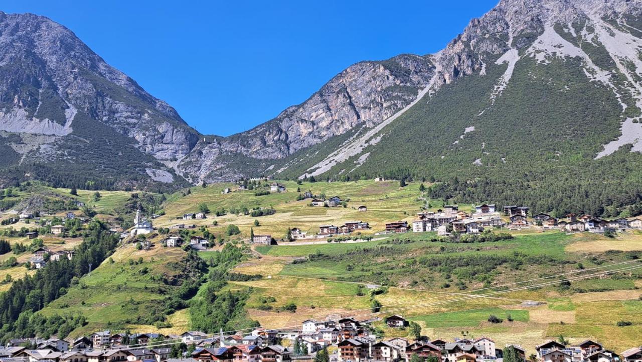 Residence Raethia Tra Bormio E Livigno Pradelle Exteriér fotografie